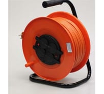 Удлинитель ООО "ГОСТ-ЭЛЕКТРО" 4x20 м с з/к на пластиковой катушке и металлической стойке с инд. напряжения ПВС 3x0,75 Меркурий У10-010 "МРК" 330296