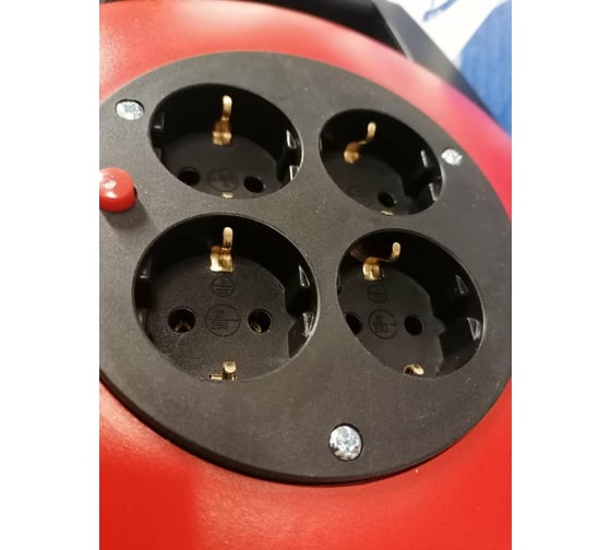 Удлинитель на катушке HEDI H05VV-F 15 метров 4 розетки IP20 3Х1,5 красный KBR15T