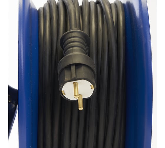 Удлинитель на металлической катушке STEKKER PRF02-41-30 с заземлением, 30м, 3х2,5 морозостойкий, Professional, синий 39296