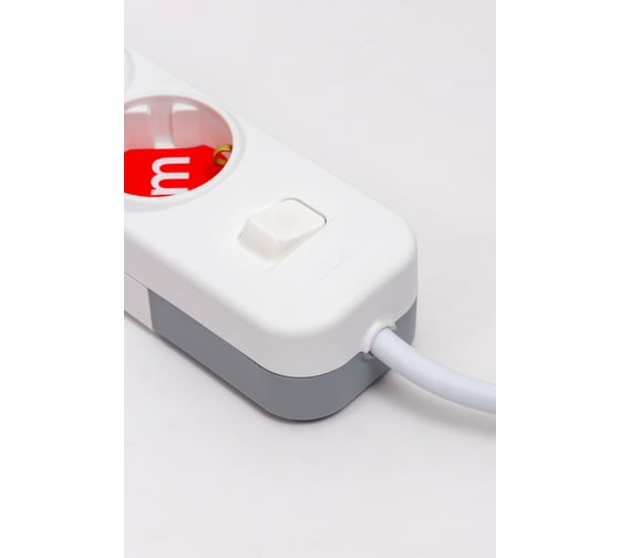 Удлинитель Elbi Myra 3вх с защитными шторками с Вкл. UPS 3м (3x1,5) 527-010203-325