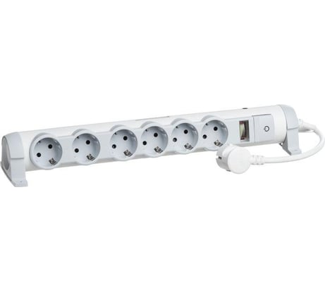 Многорозеточный блок Legrand''Комфорт и безопасность'' 6 x 2К+З с кабелем длиной 3 м 694647