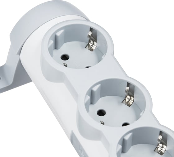 Многорозеточный блок Legrand''Комфорт'' 5 x 2К+З с кабелем длиной 3 м 694632