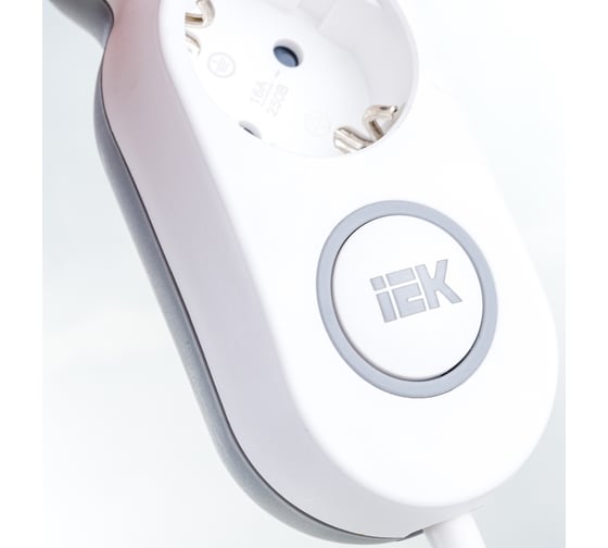 Удлинитель IEK, У05В 5 мест 2P+PE/3м 3х1,5мм2 16А/250В UNO WYP53-16-05-03-ZK