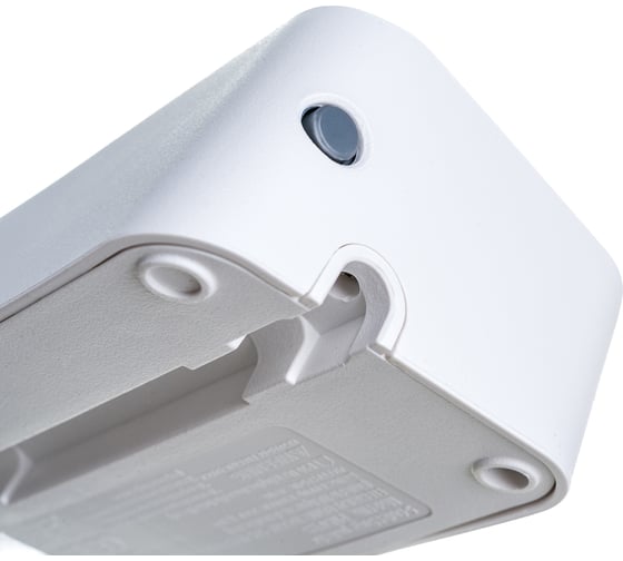 Сетевой фильтр APC Essential SurgeArrest 5 outlets, with Coax Protection 230V Russia PM5V-RS