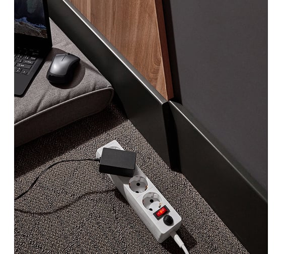 Сетевой фильтр PROconnect STANDARD 4 розетки 3 м, с/з автовыкл., белый 11-7228