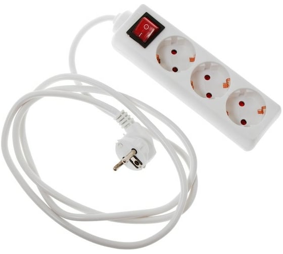 Удлинитель LUAZON Lighting, 3 розетки, 1,8 м, 6А, 1300 Вт, ПВС 3x0.75 мм2, с з/к, с выкл., Б 7059867 1