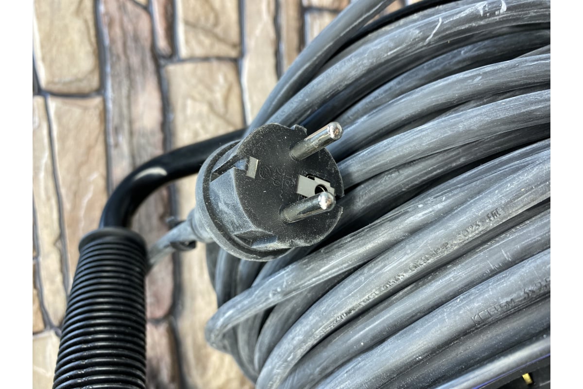 Удлинитель-катушка Мастер Тока КГТТбм 3x2,5 черн 4гн 50м с/з ВПК ...