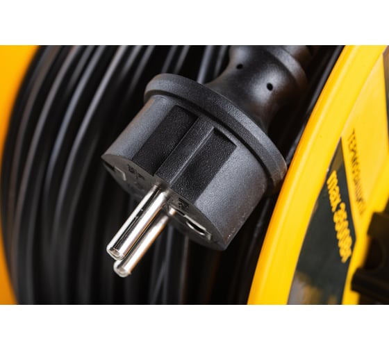 Удлинитель на катушке с термозащитой 4х50м УК50 3х1.5 IP44 IEK Industrial plus WKP15-16-04-50-44 280615