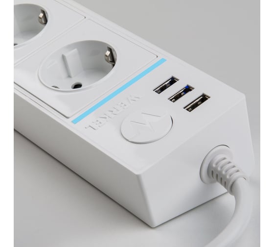Розеточный блок Werkel 4-х местный + 3 USB белый a039974