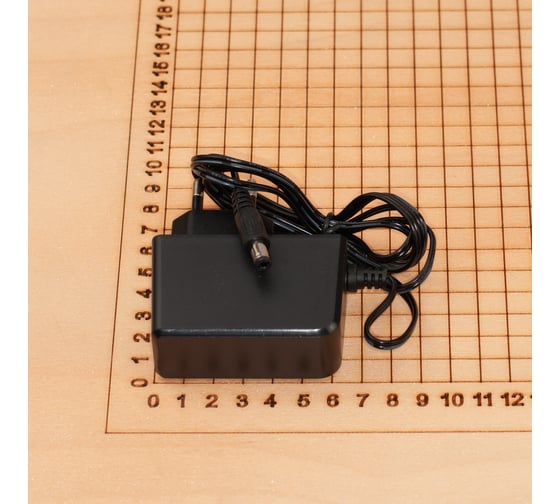 Блок питания (адаптер) Pro Legend 9V/1A 5.5x2.1 внешн+ внутр- PL9144