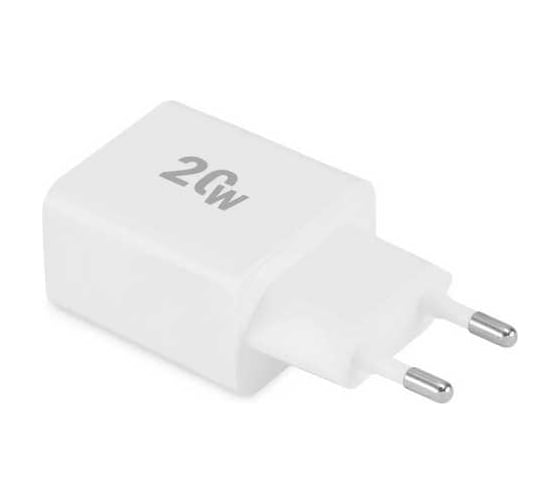 Сетевое зарядное устройство DIGMA DGW2D 20W 3A+1A (PD+QC) USB-C/USB-A универсальное белый (DGW2D0F110WH) 1920061