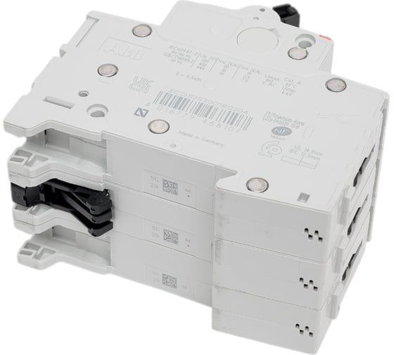 Автоматический трехполюсный выключатель ABB 20А С S203 6кА 2CDS253001R0204