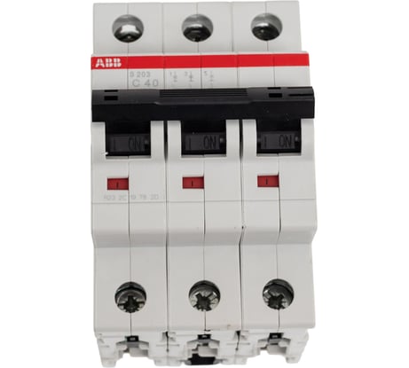 Автоматический трехполюсный выключатель ABB 40А С S203 6кА 2CDS253001R0404