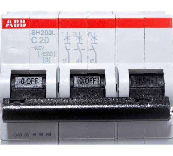 Автоматический трехполюсный выключатель ABB 20А С SH203L 4.5кА 2CDS243001R0204