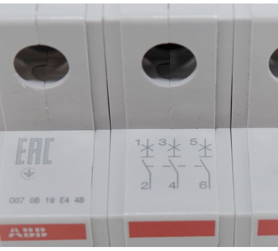 Автоматический выключатель ABB BMS413C16 3P, 16A, C, 4,5кА, 2CDS643041R0164