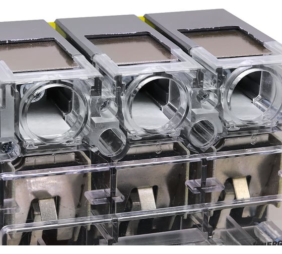 Автоматический выключатель Texenergo ВА67-37 NM1-400/3P 400А прозрачный корпус SAV-NM1-400400CL