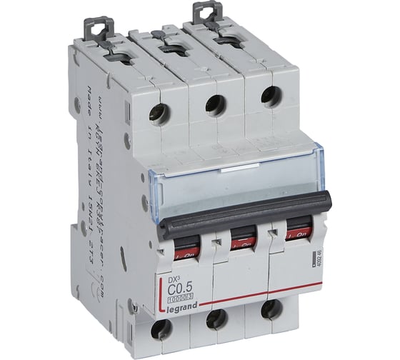 Автоматический выключатель Legrand DX³ 3П C0,5A 10kA/16kA 409246