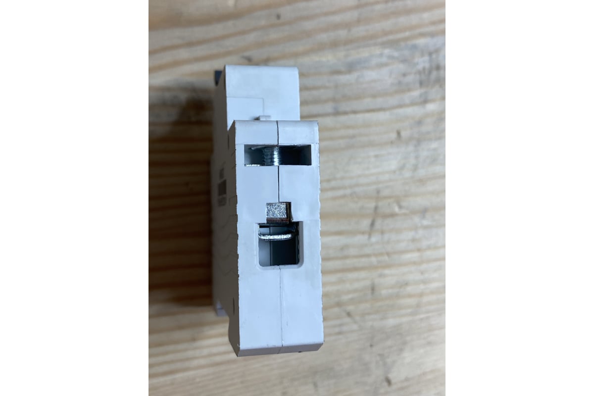 Автоматический выключатель ЭРА PRO NO902213 ВА47-29 1Р, 20А, 4,5кА ...