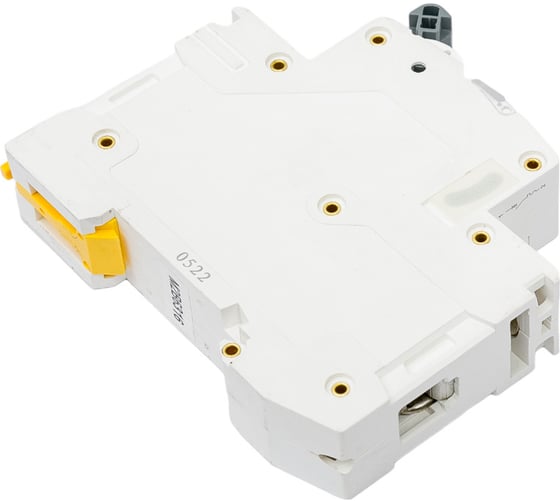 Автоматический выключатель IEK M06N 1P B 63А AR-M06N-1-B063