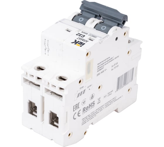 Автоматический выключатель IEK M06N 2P C 32А AR-M06N-2-C032