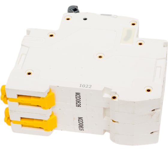 Автоматический выключатель IEK M06N 2P D 6А AR-M06N-2-D006