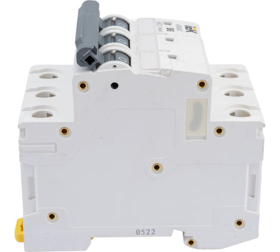 Автоматический выключатель IEK M06N 3P B 6А AR-M06N-3-B006
