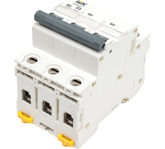 Автоматический выключатель IEK M06N 3P C 3А AR-M06N-3-C003