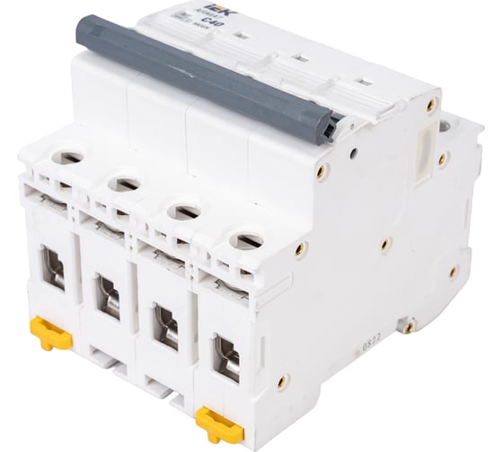 Автоматический выключатель IEK ARMAT M06N 4P C 40А AR-M06N-4-C040