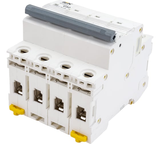 Автоматический выключатель IEK ARMAT M10N 4P C 32А AR-M10N-4-C032