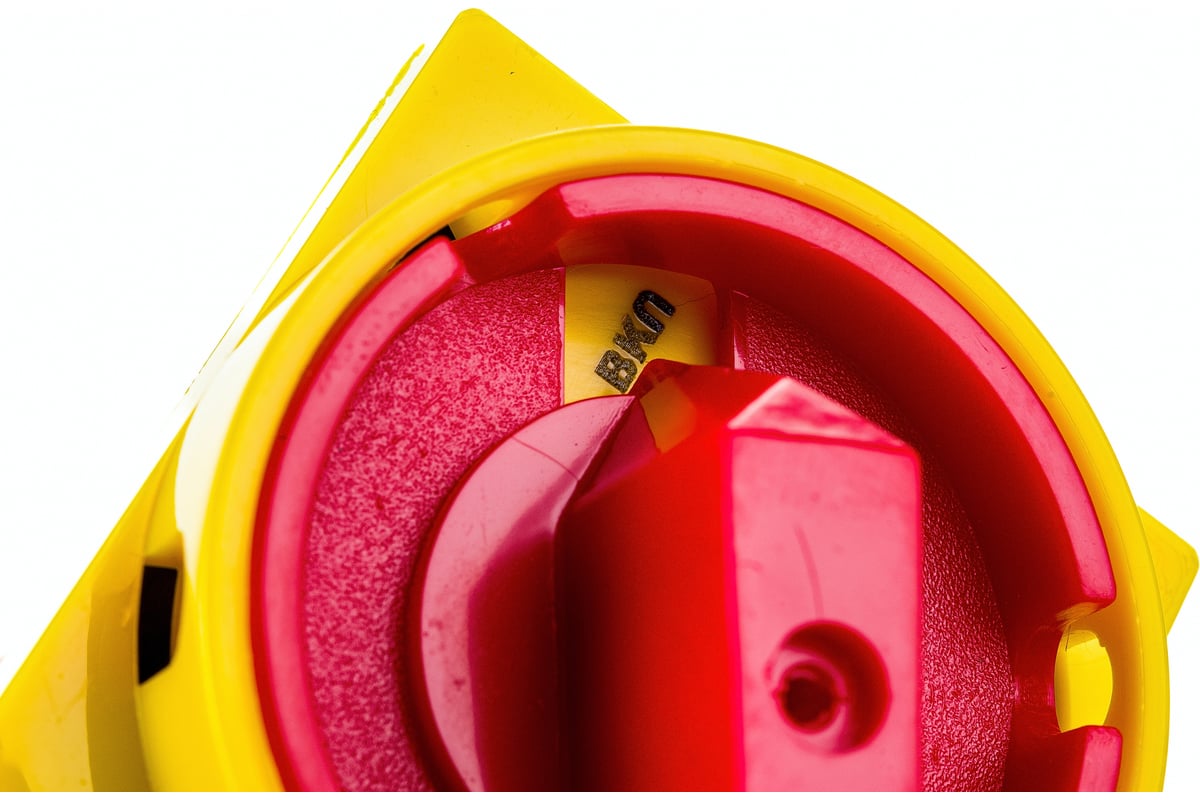 Кулачковый переключатель IEK, ПКП10-13/У, 10А, откл-вкл, 3Р/400В, ИЭК ...