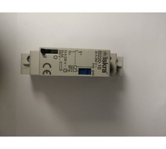 Бистабильный контактор iskra BI220-10/230V УТ-00024211