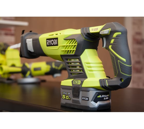 Аккумуляторная сабельная пила Ryobi ONE+ RRS1801M 5133001162 12
