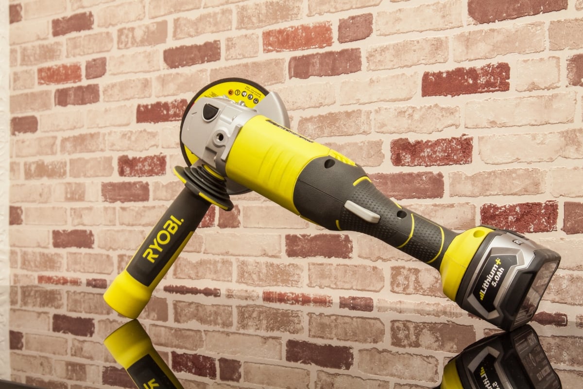Аккумуляторная угловая шлифмашина Ryobi ONE+ R18AG-0 5133001903 14
