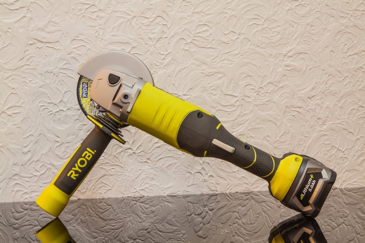 Аккумуляторная угловая шлифмашина Ryobi ONE+ R18AG-0 5133001903 17