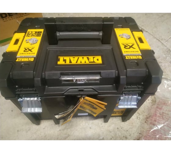 Бесщеточная дисковая пила DEWALT DCS570NT 24