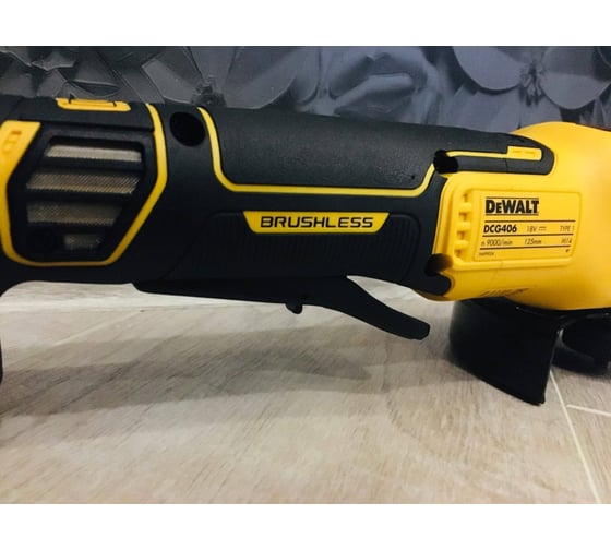 Бесщеточная угловая шлифмашина DEWALT 18 В XR DCG406N 14