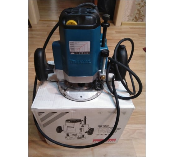 Фрезер Makita 3612 C 8