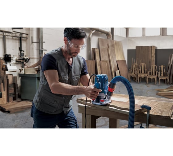 Фрезер Bosch GOF 130 06016B7000 3