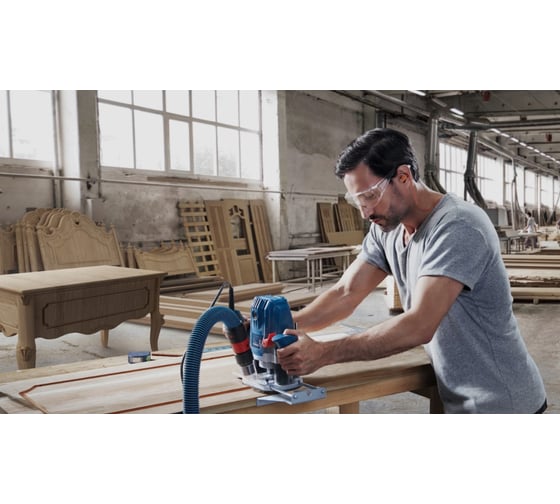 Фрезер Bosch GOF 130 06016B7000 4