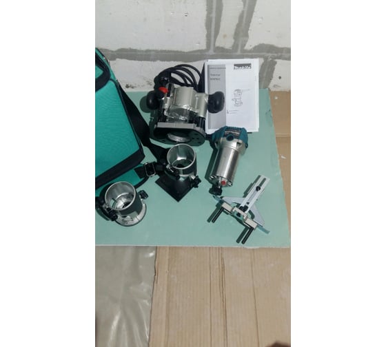 Кромочный фрезер Makita RT0700CX2 53