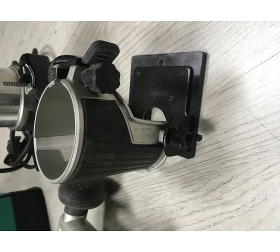 Кромочный фрезер Makita RT0700CX2 23