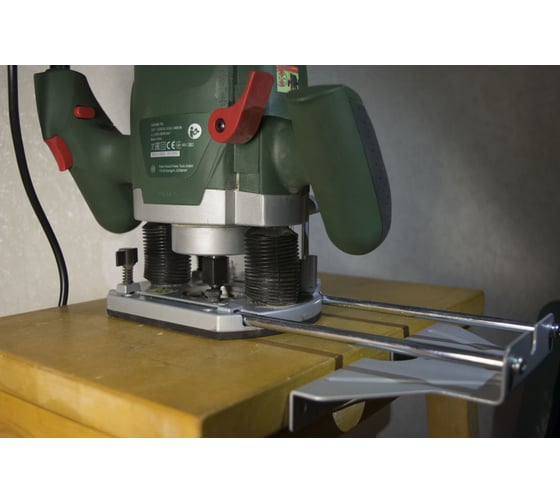 Фрезер Bosch POF 1400 ACE 0.603.26C.820 18