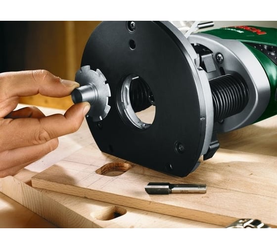Вертикальная фрезерная машина Bosch POF 1200 AE 0.603.26A.100 2