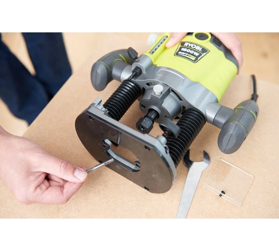 Фрезер Ryobi RRT1600-K 5133002421 14