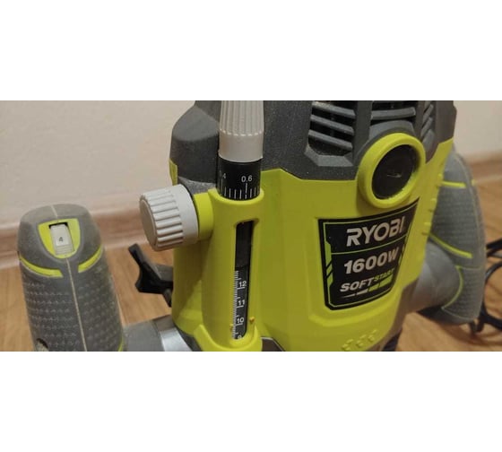 Фрезер Ryobi RRT1600-K 5133002421 21