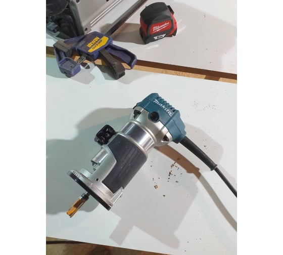 Кромочный фрезер Makita RT0700C 10