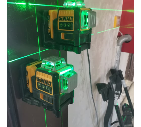 Лазерный уровень DEWALT DCE089D1G 14