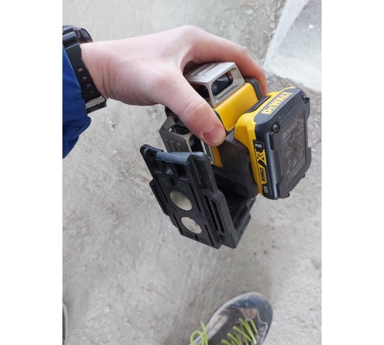Лазерный уровень DEWALT DCE089D1G 15