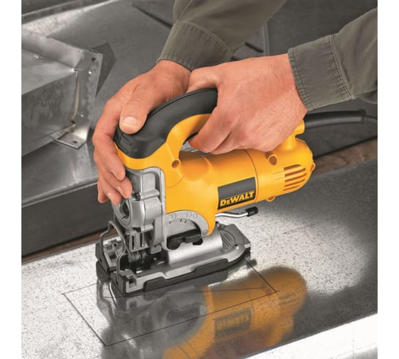 Лобзик DEWALT DW 331 K 10