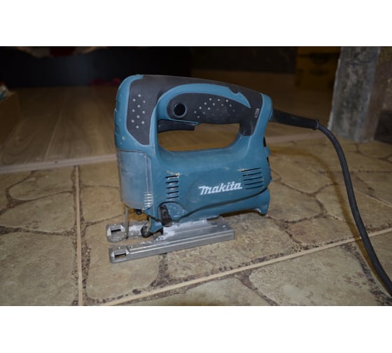 Лобзик Makita 4329 K 8